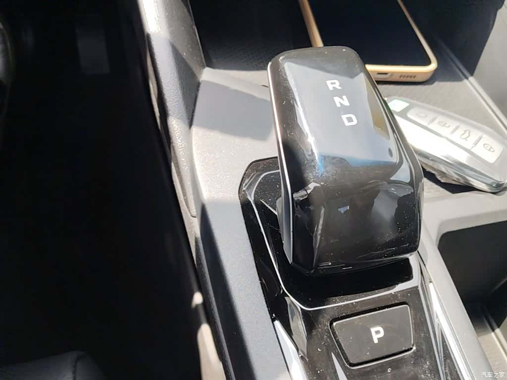 Geely Binray, 2026 14