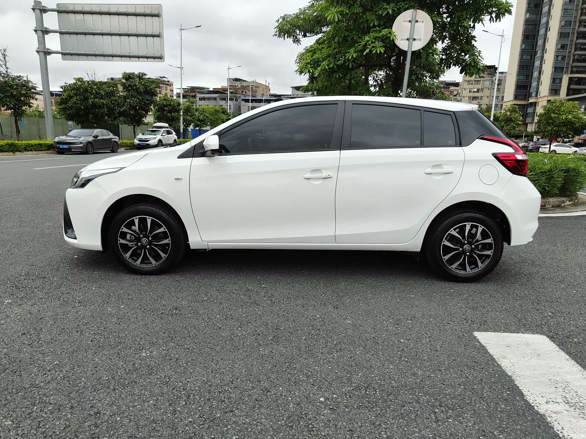 Toyota YARiS L, 2020 7