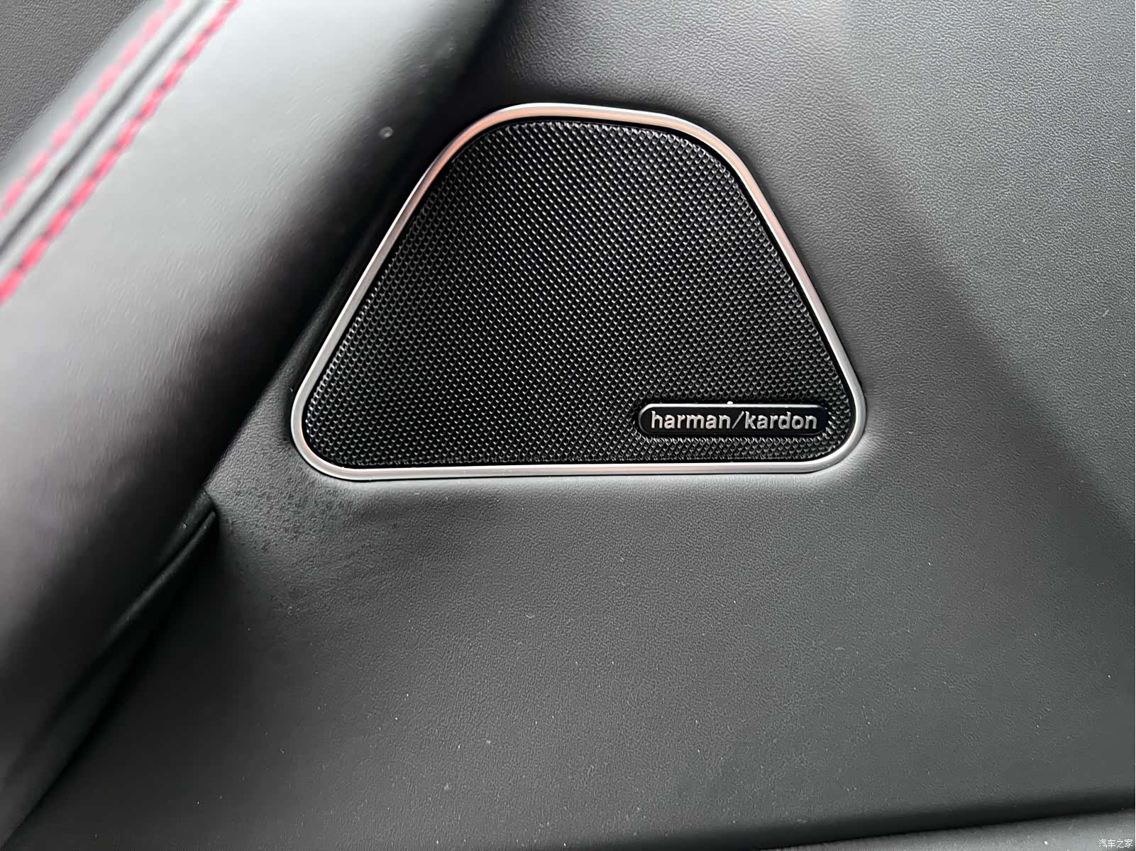 Maserati Levante, 2017 16