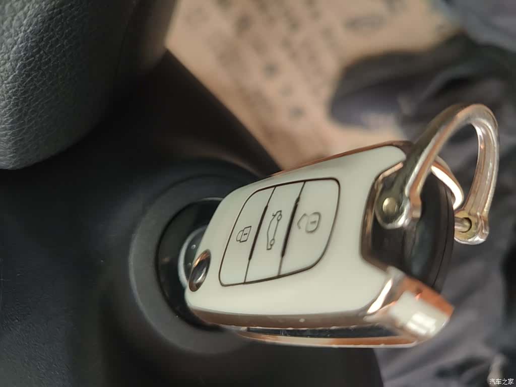 Kia K2, 2016 9