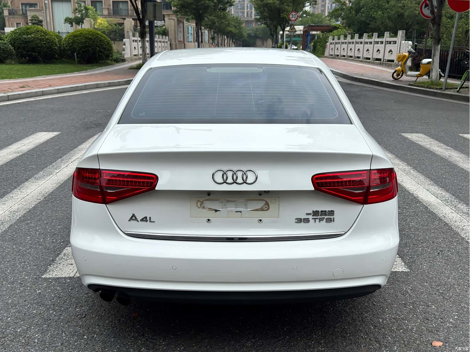 Audi A4L, 2014 все фото