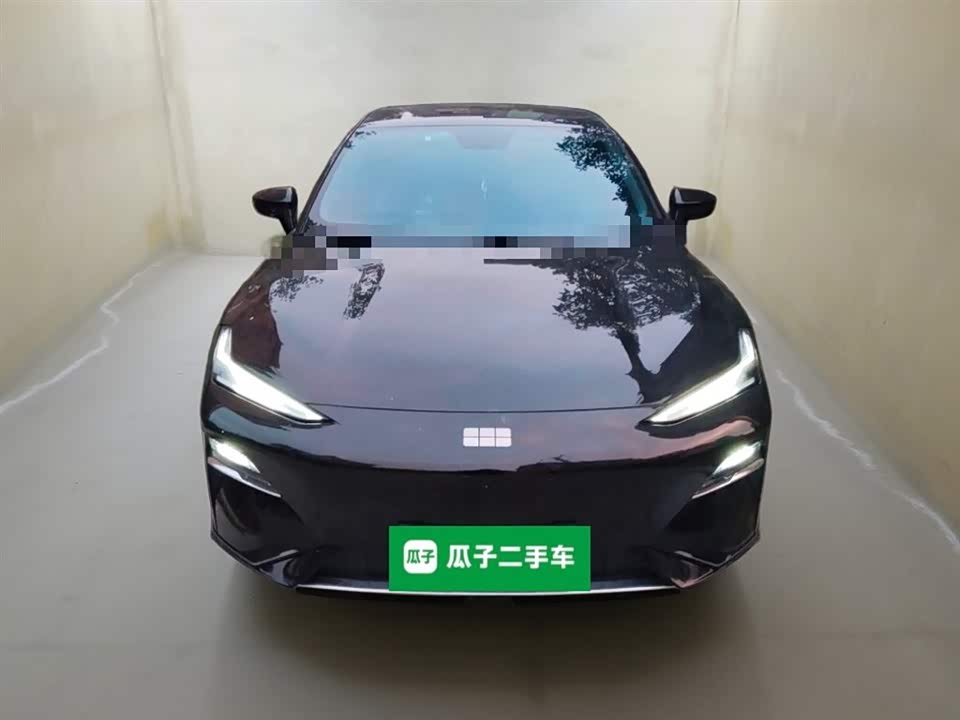 Geely Galaxy Galaxy E8