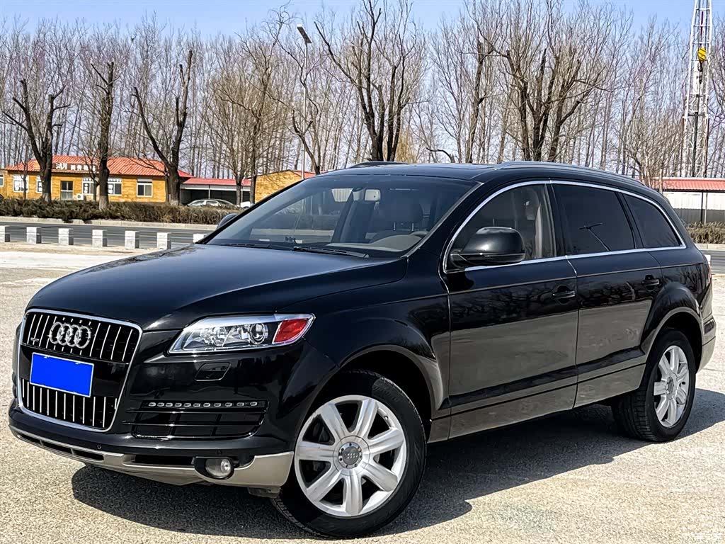 Audi Q7, 2009 1
