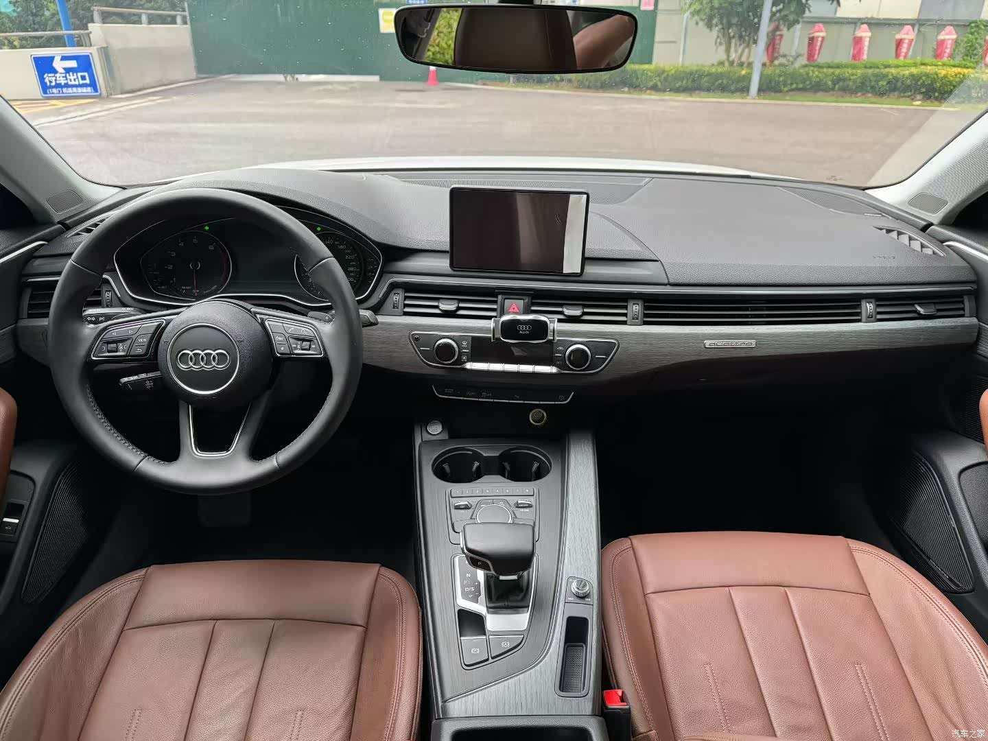 Audi A4L, 2016 6