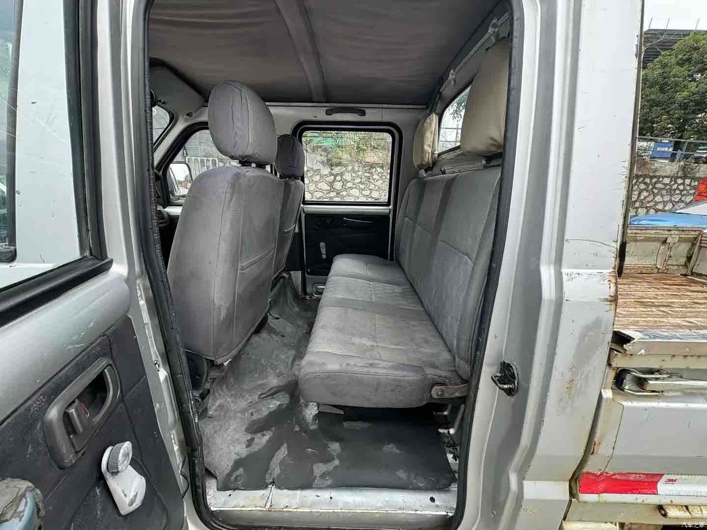 Wuling 1.2LLAQ, 2013 4