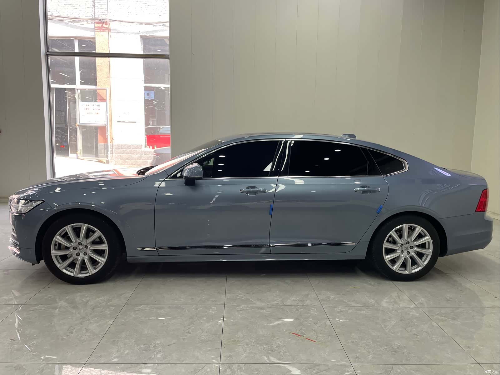 Volvo S90, 2019 все фото