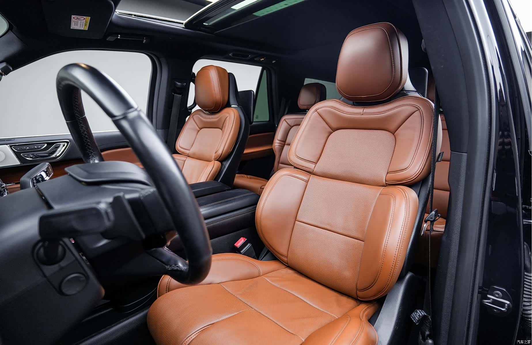 Lincoln Navigator, 2020 10