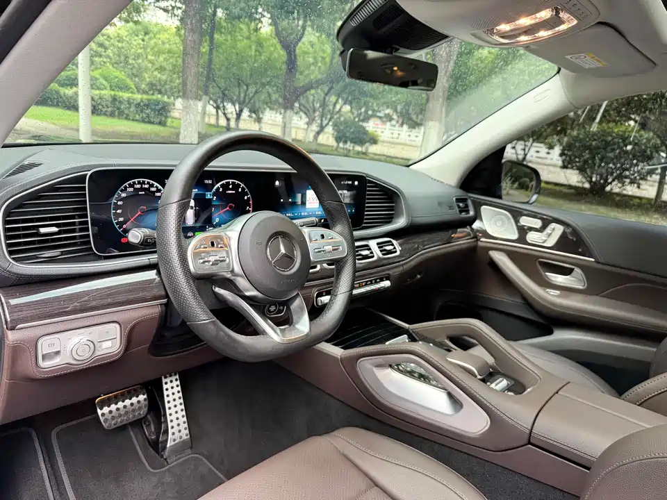 Mercedes-Benz GLS Mercedes-Benz GLS