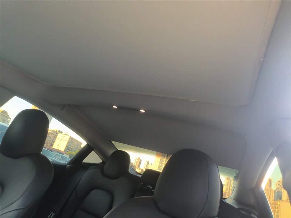 Tesla Model 3 Tesla Model 3
