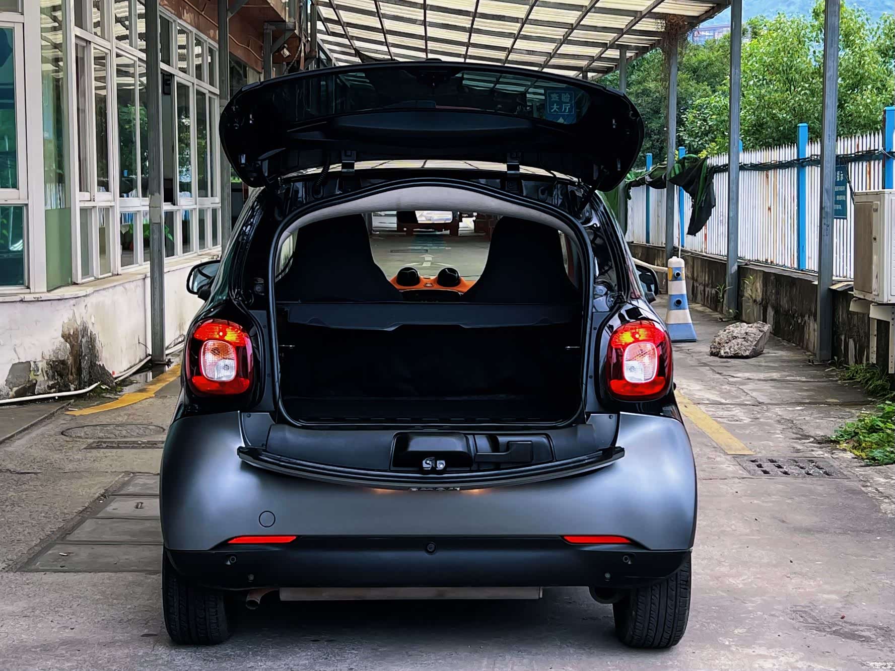 Smart Fortwo, 2018 13