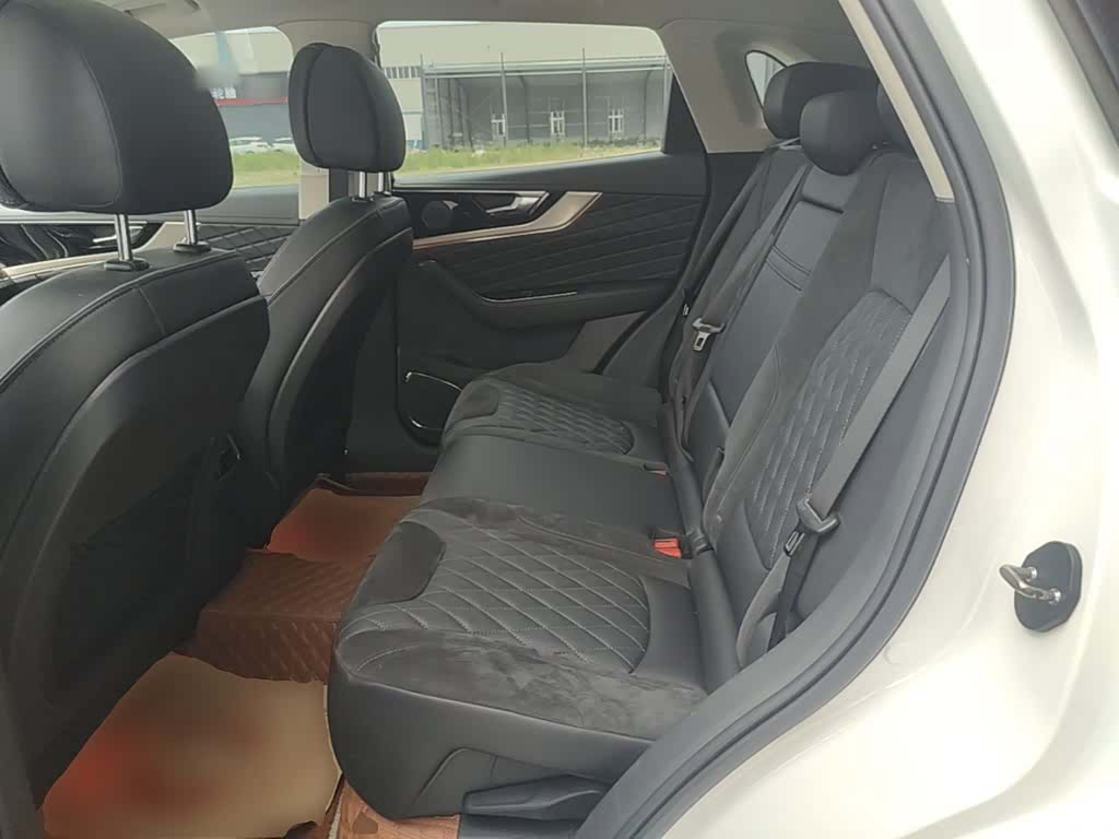 Hongqi HS5, 2021 17