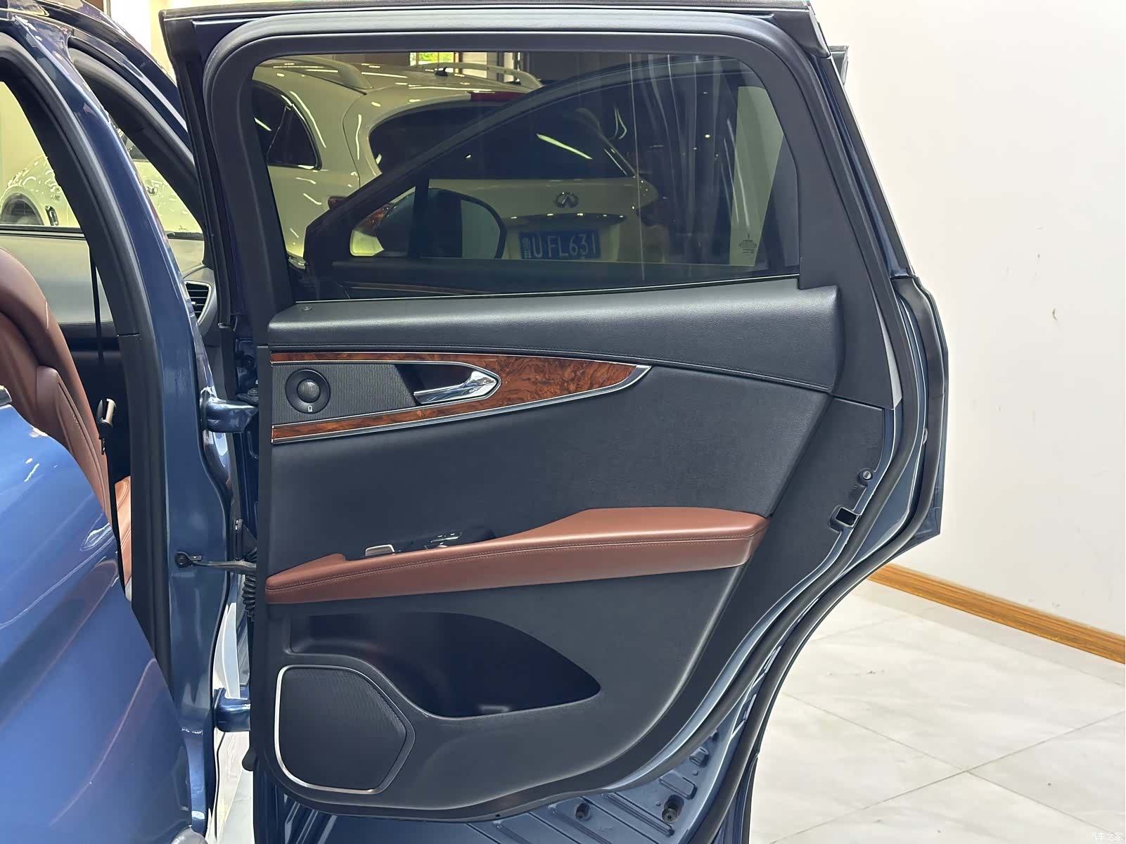 Lincoln MKX, 2018 14