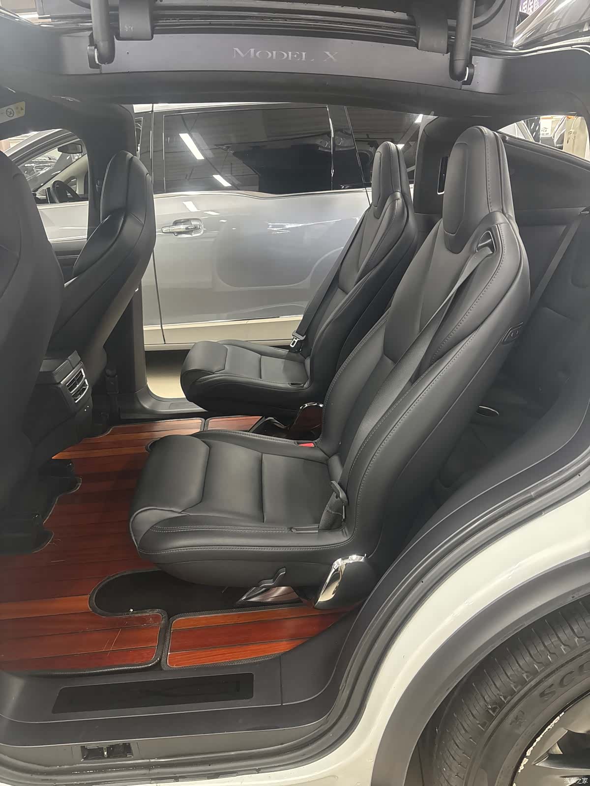 Tesla Model X, 2018 21
