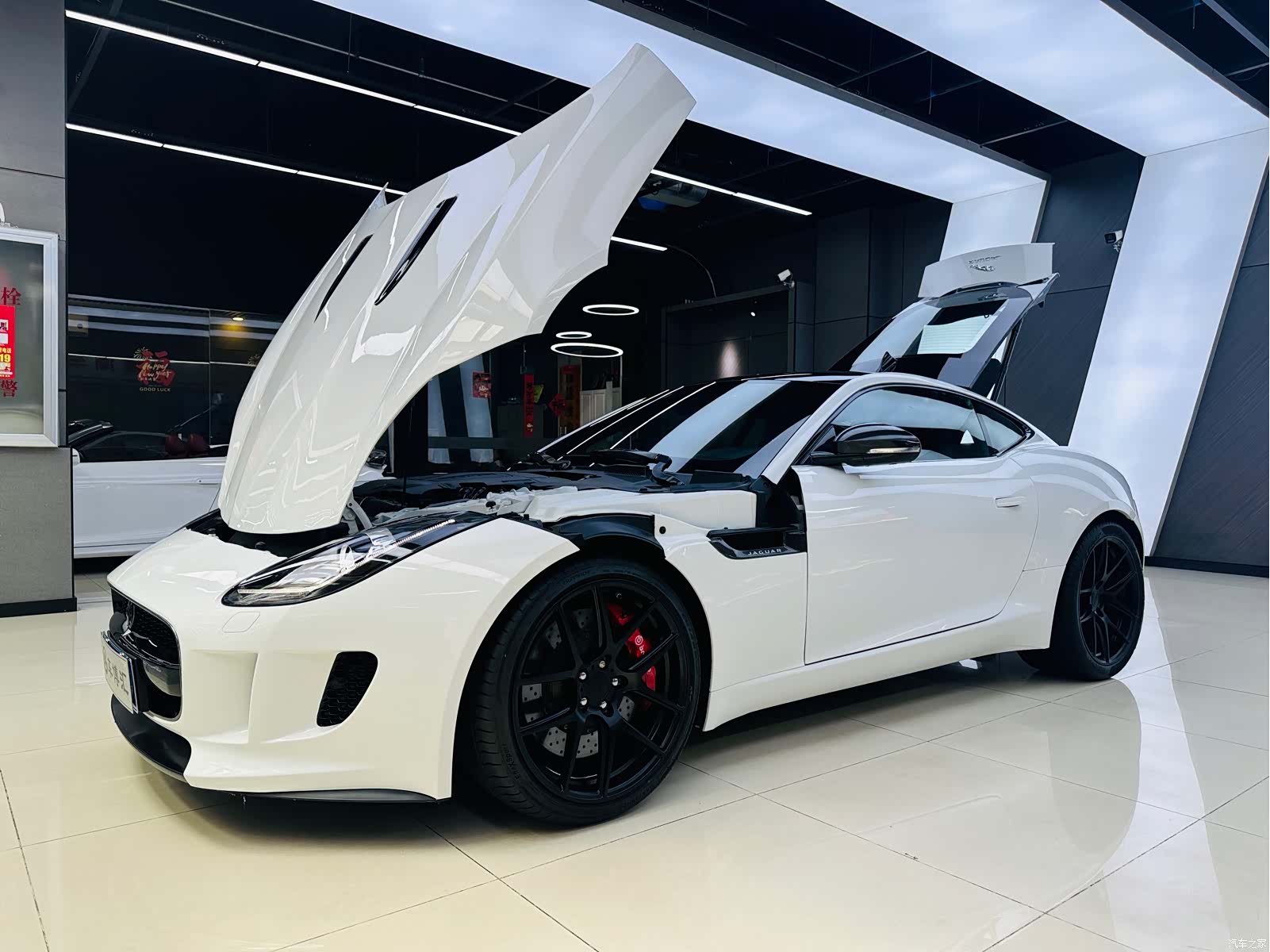 Jaguar F-TYPE, 2017 21