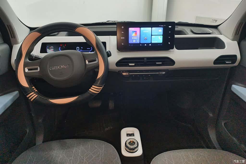 Geely Panda, 2025 12