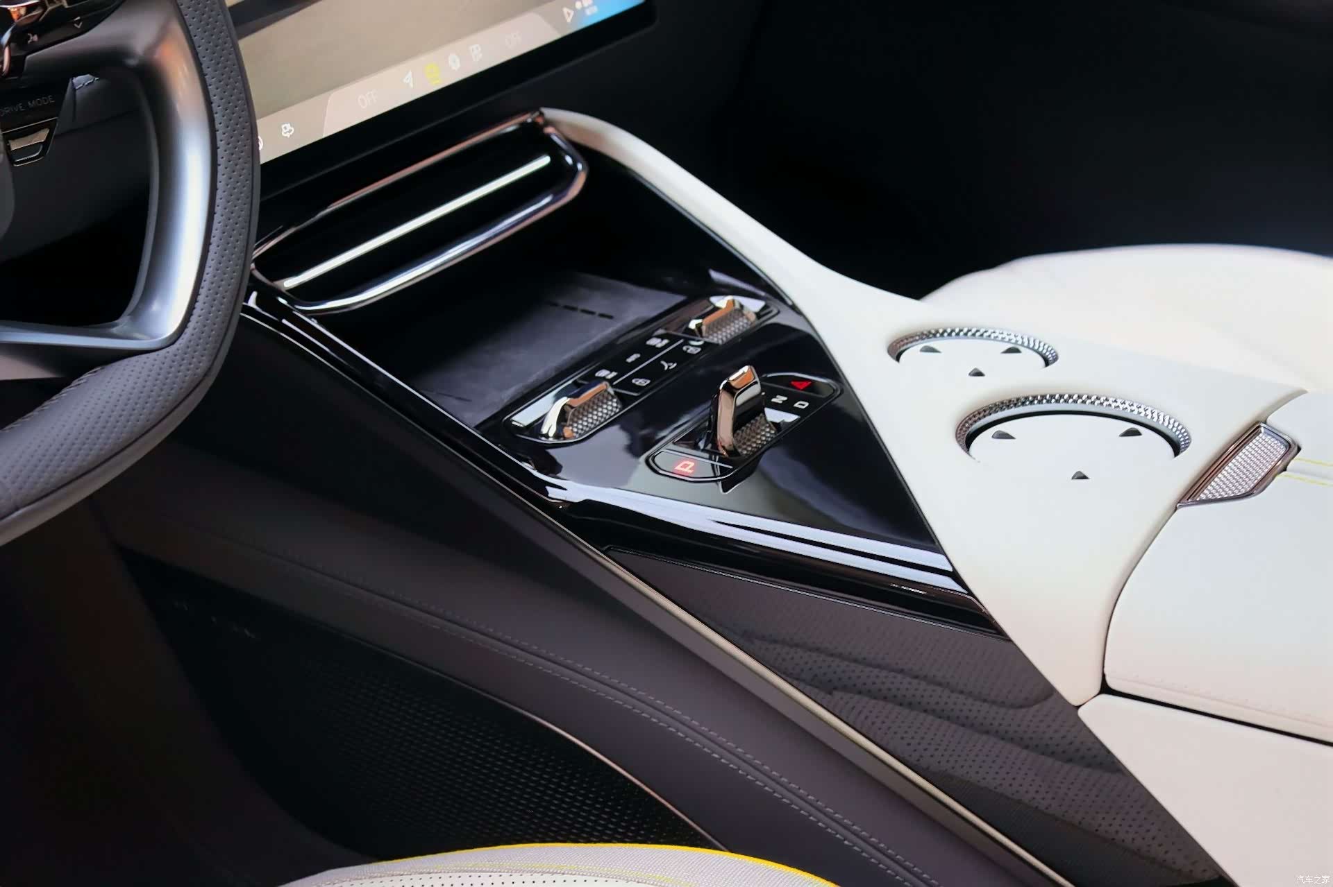 Lotus FOR, 2026 10