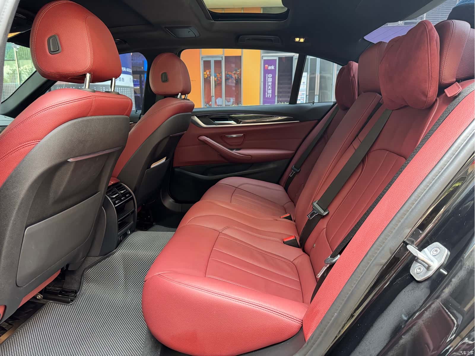BMW 5 Series, 2019 16