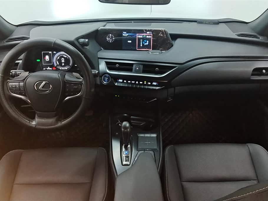 Lexus UX Lexus UX