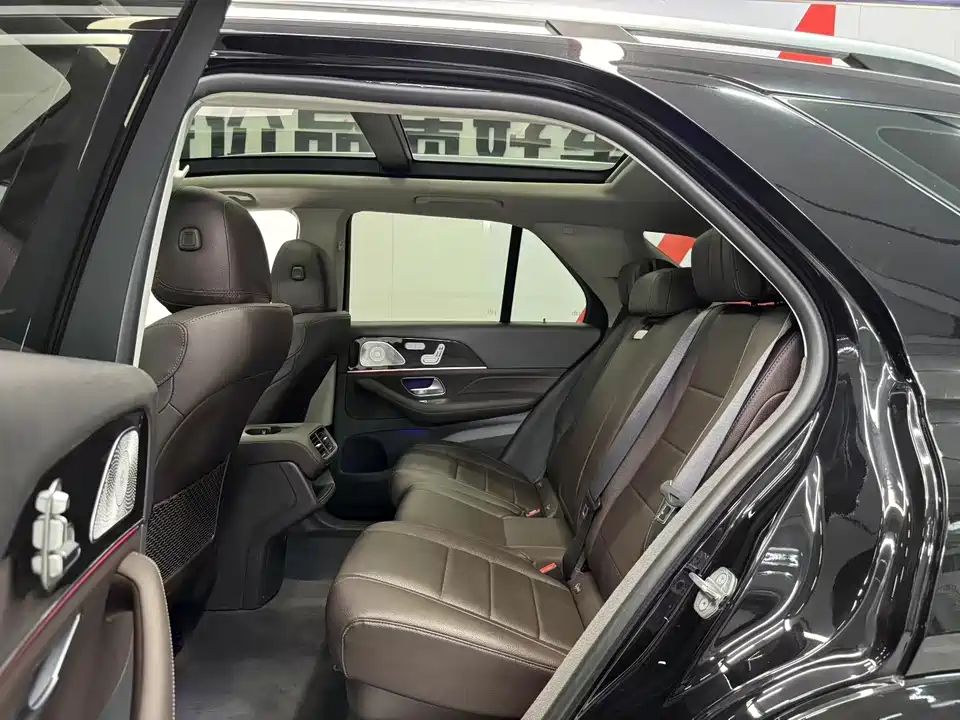 Mercedes-Benz GLE Mercedes-Benz GLE