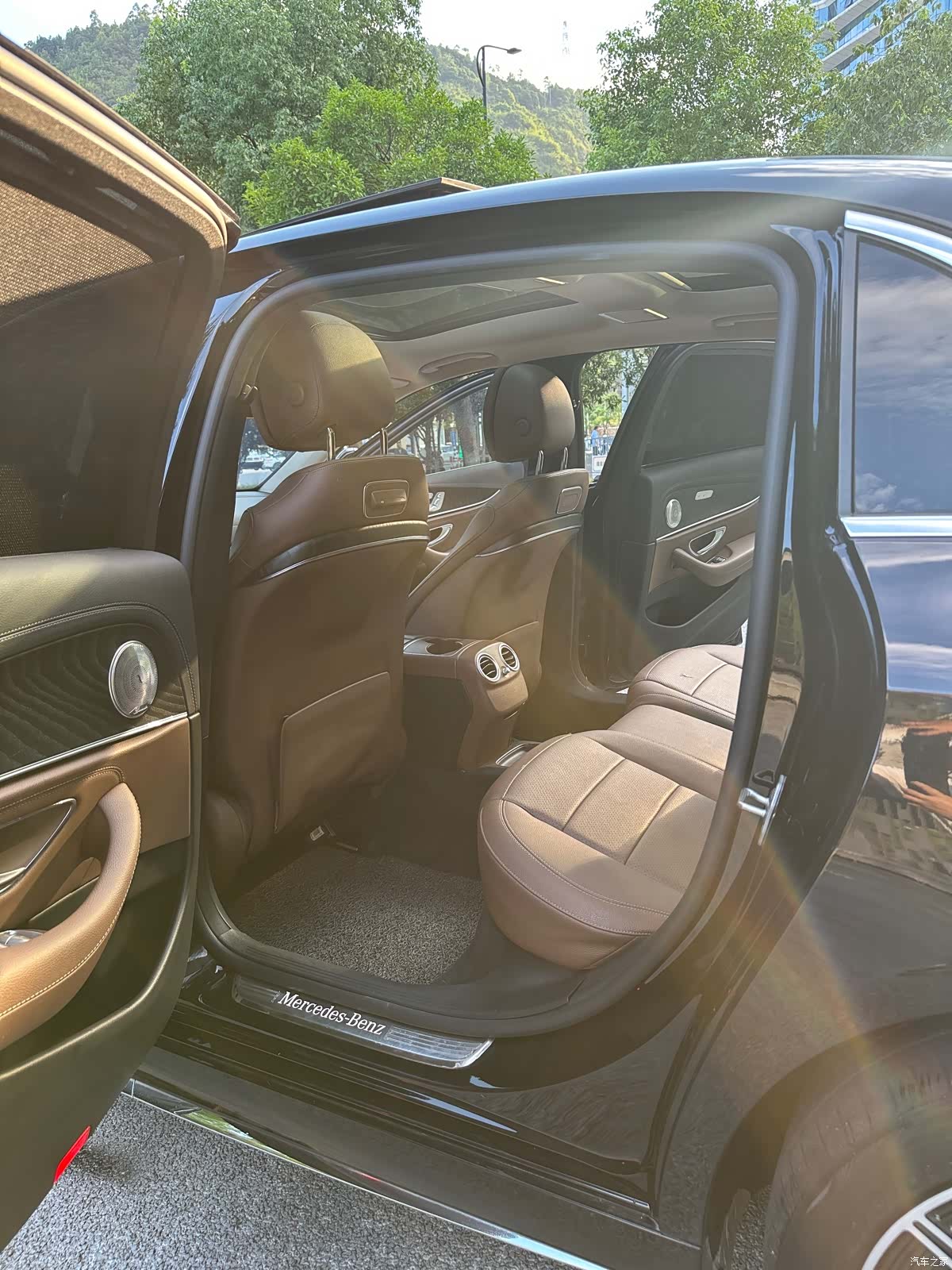 Mercedes-Benz E-Class, 2018 11