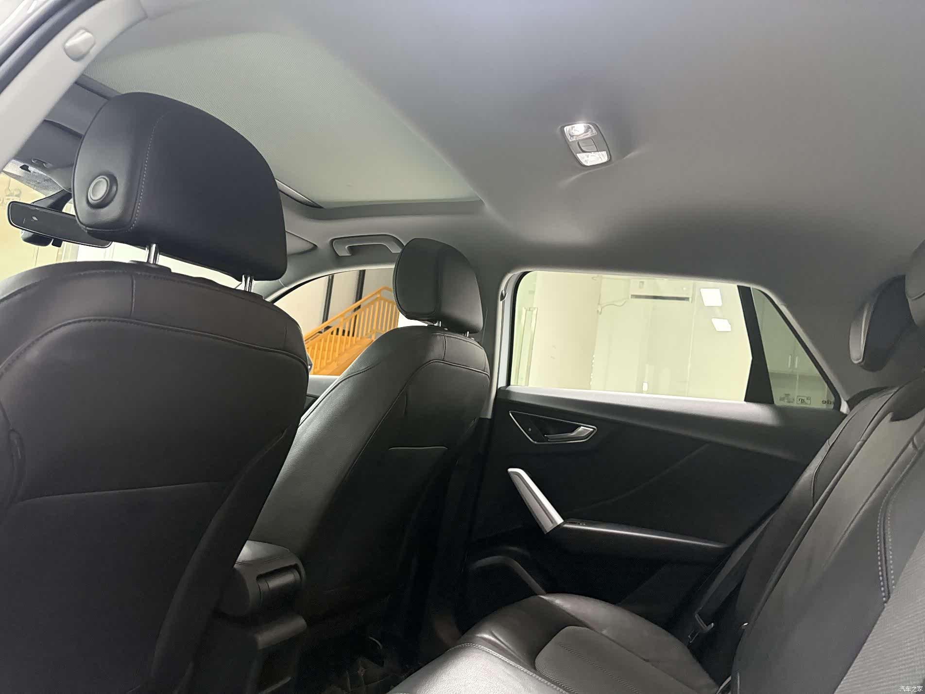 Audi Q2L, 2019 15