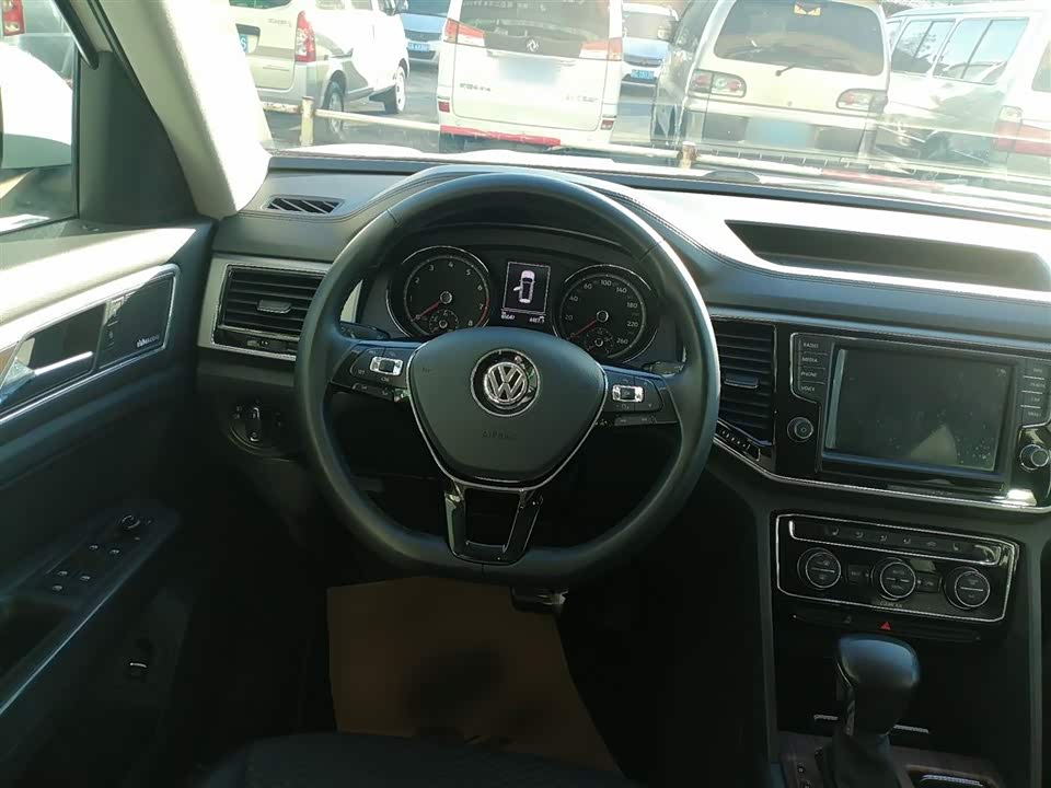 Volkswagen Tourang