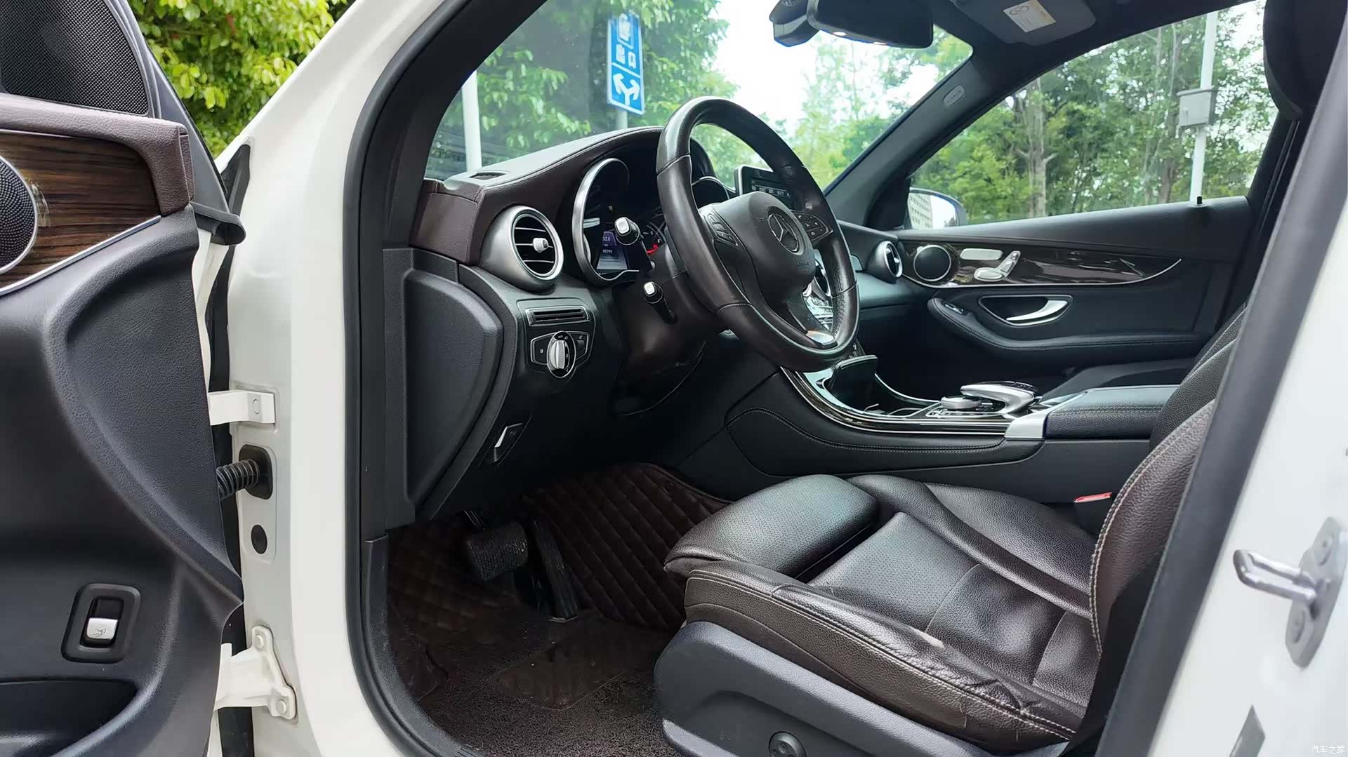 Mercedes-Benz GLC, 2016 9