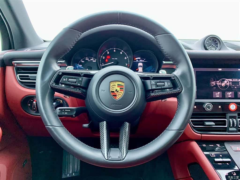 Porsche Macan, 2024 22