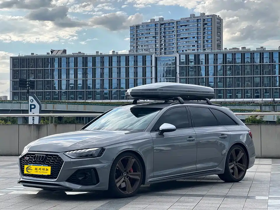 Audi RS 4