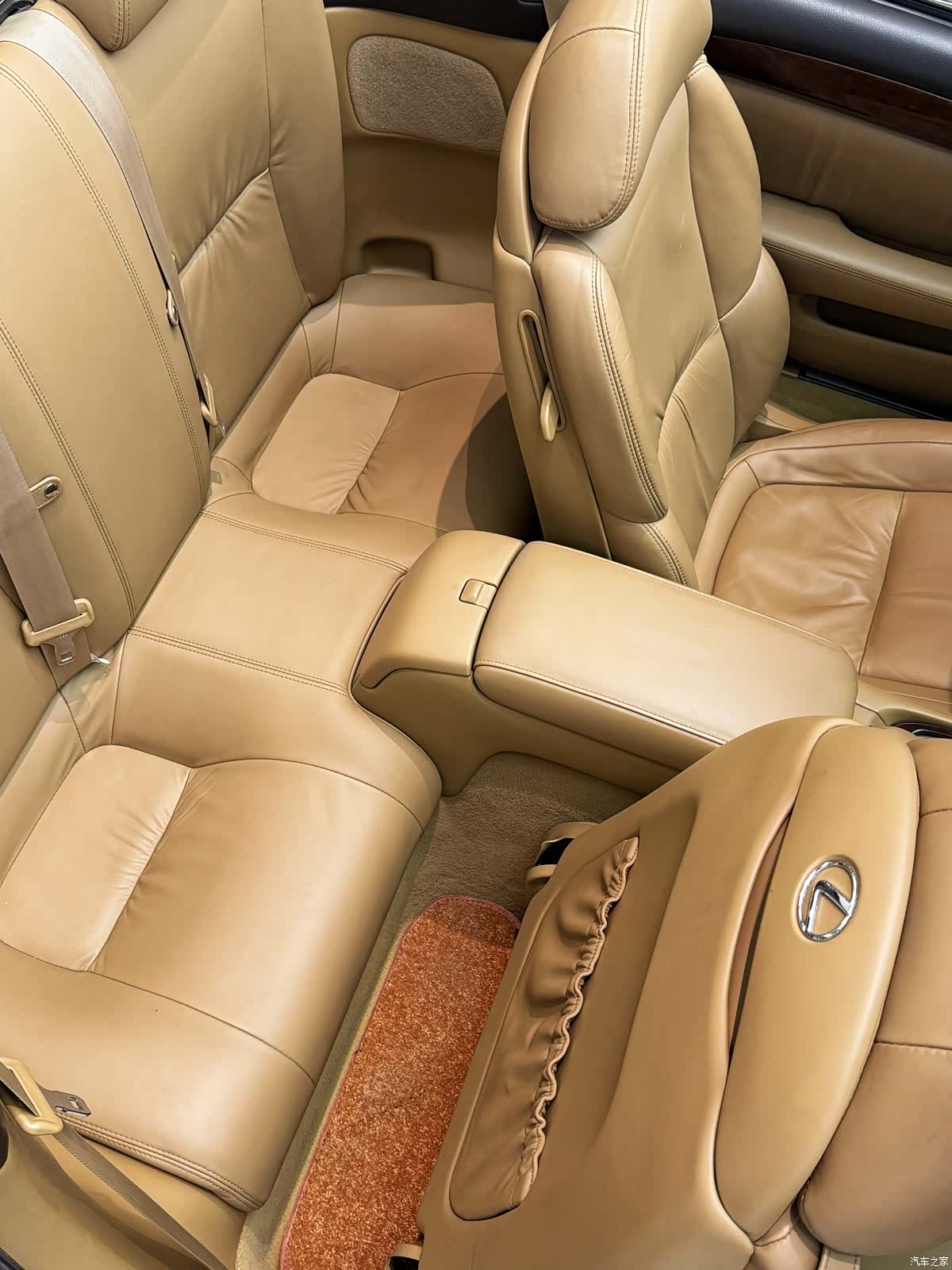 Lexus SC, 2009 23