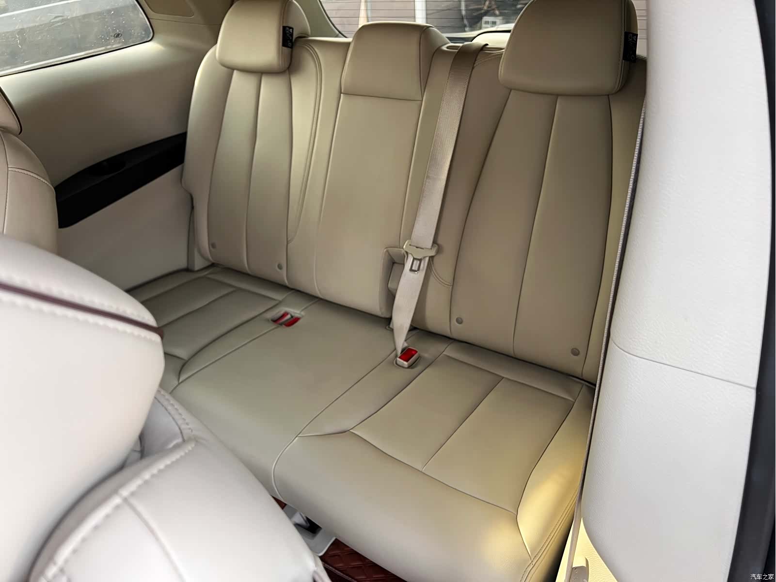 Buick GL8, 2020 13
