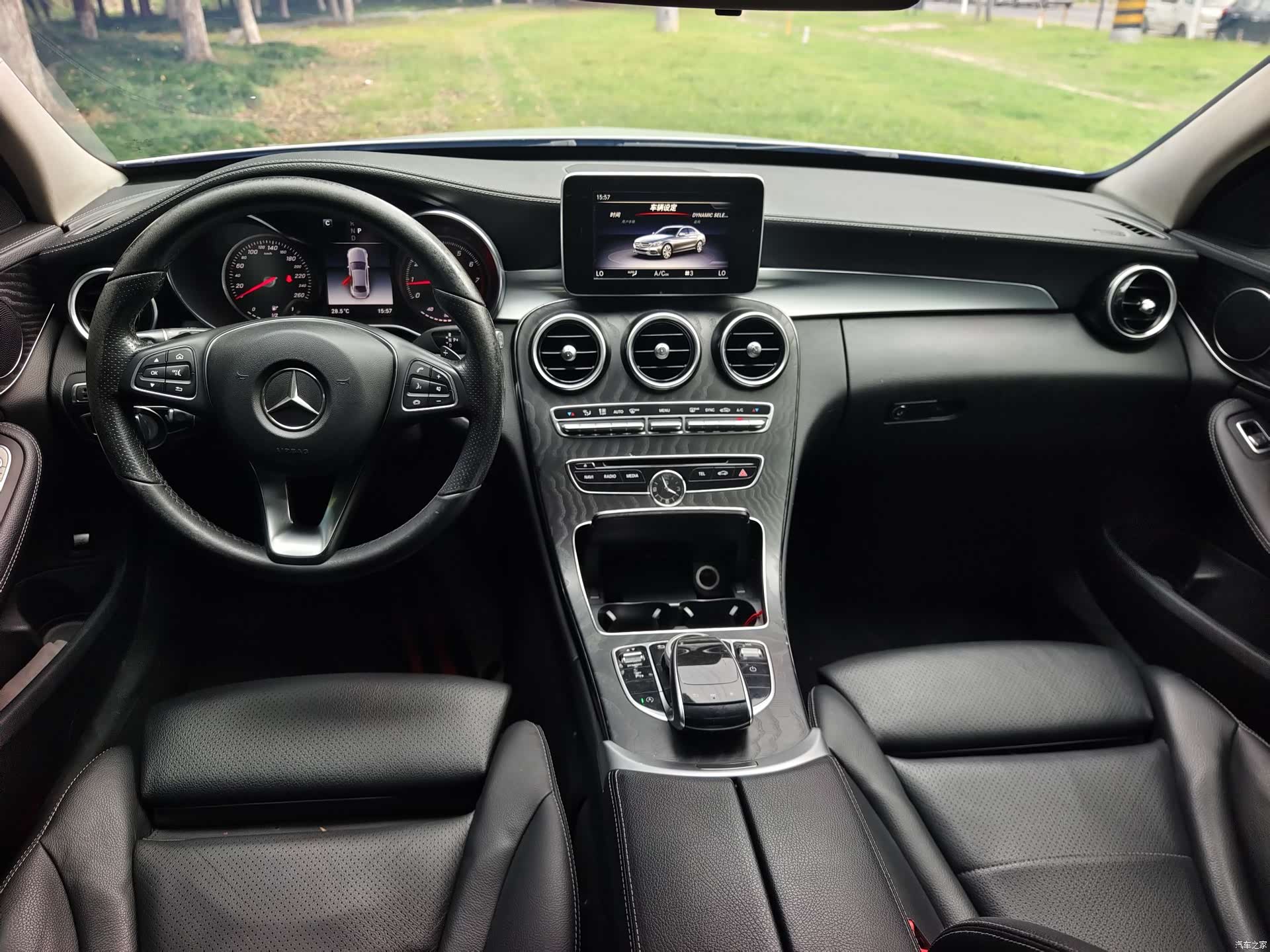 Mercedes-Benz C-Class, 2018 16