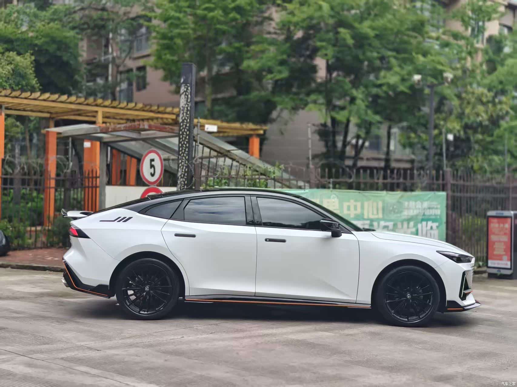 Changan UNI-V, 2024 11