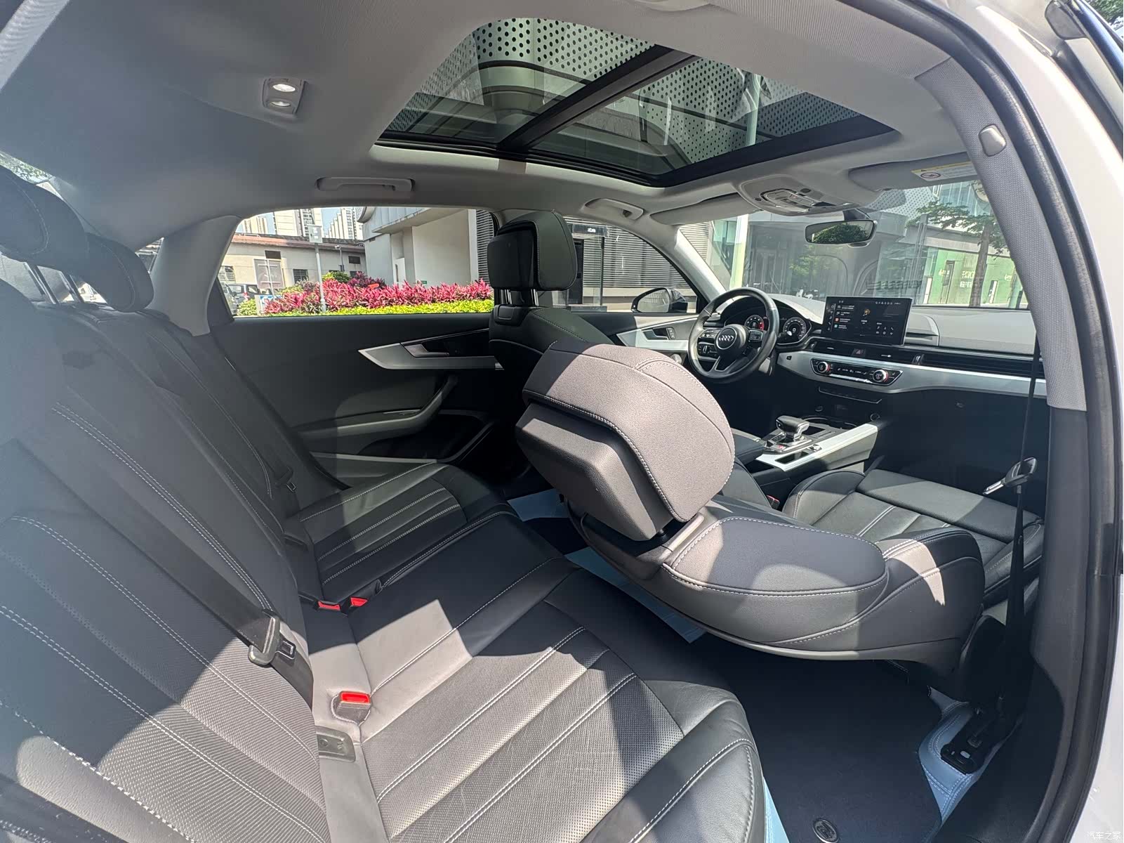 Audi A4L, 2021 23