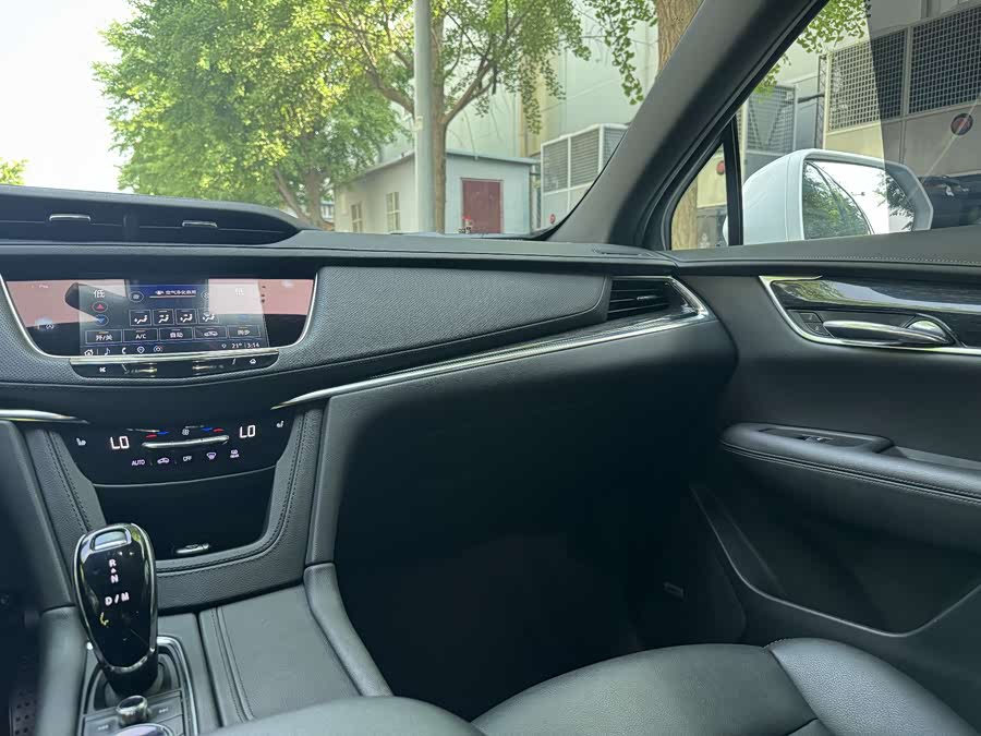 Cadillac XT5 2022, фото 23