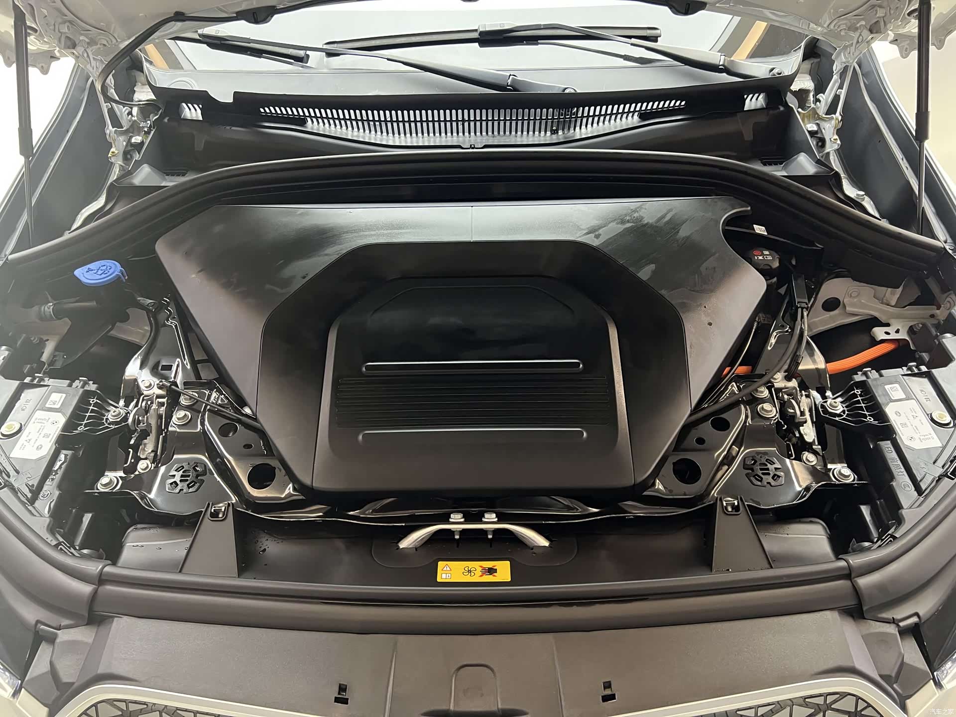 BMW iX1, 2024 19