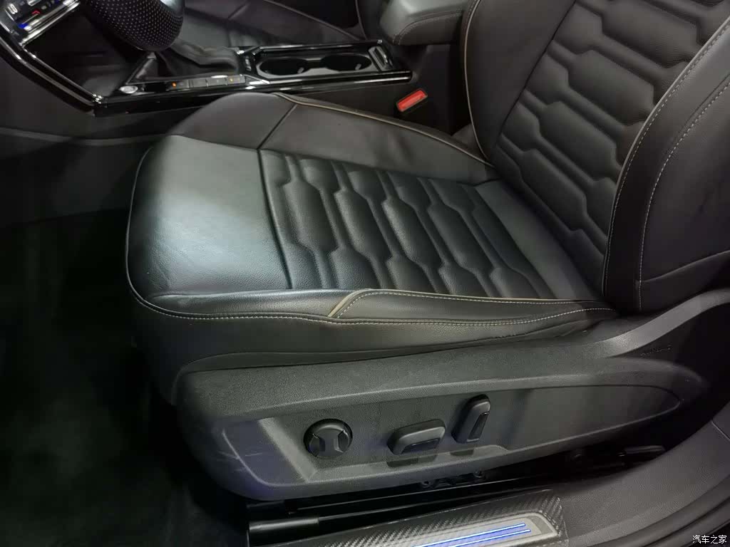 Volkswagen Passat, 2020 20