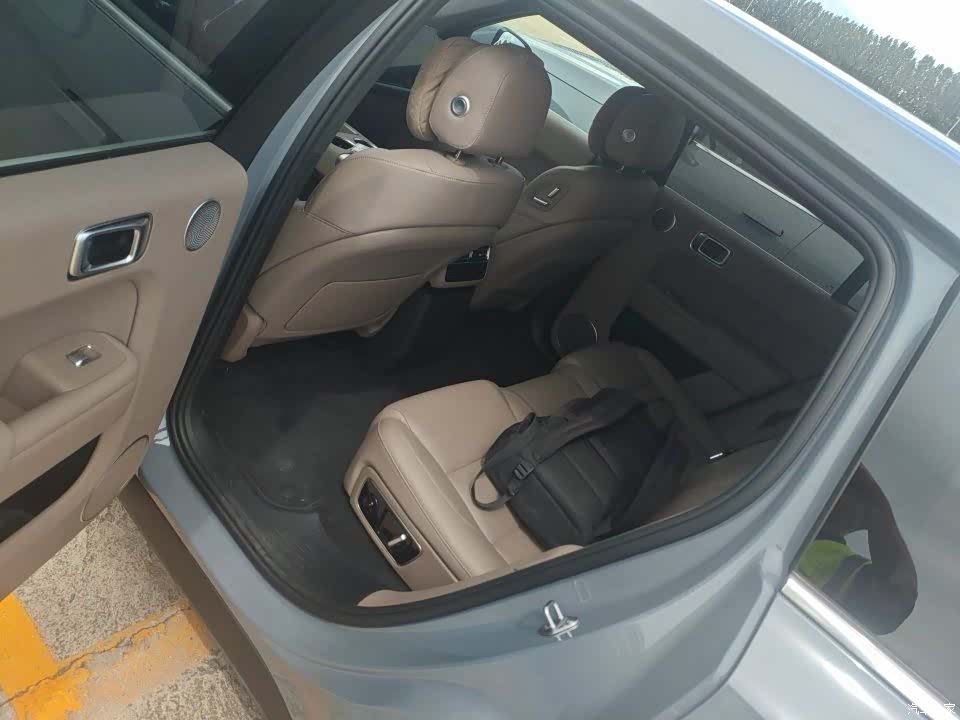 Li Auto L7, 2025 6