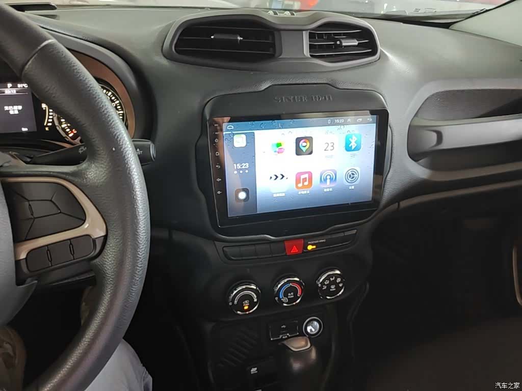 Jeep Renegade, 2016 13