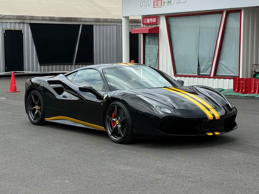 Ferrari 488 2018, фото 4