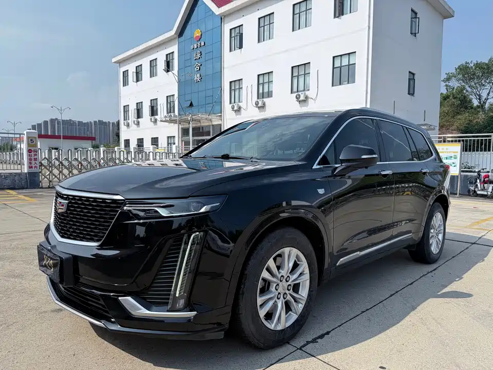 Cadillac XT6