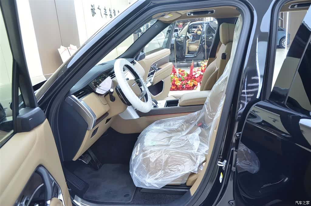 Land Rover Range Rover, 2026 4
