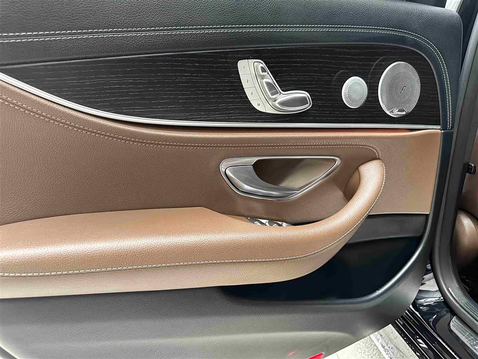Mercedes-Benz E-class Mercedes-Benz E-class