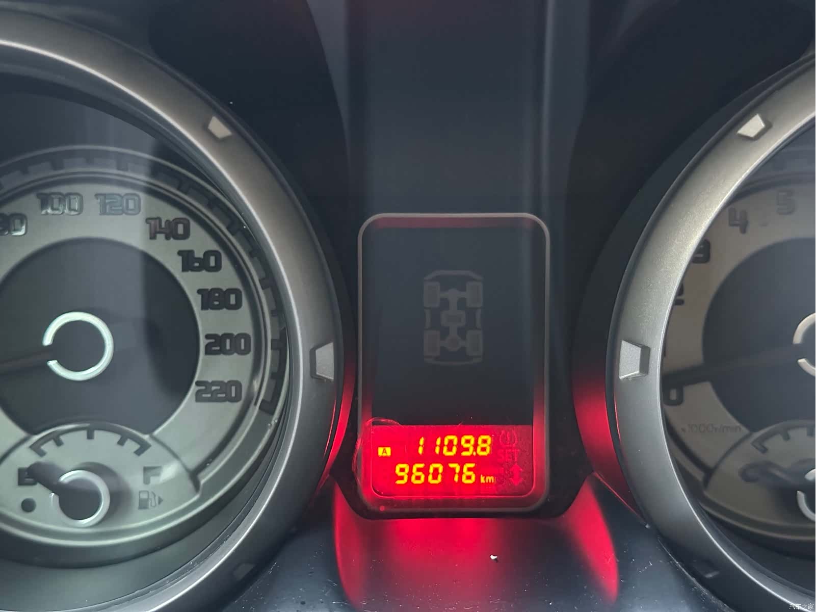 Mitsubishi Pajero, 2020 19