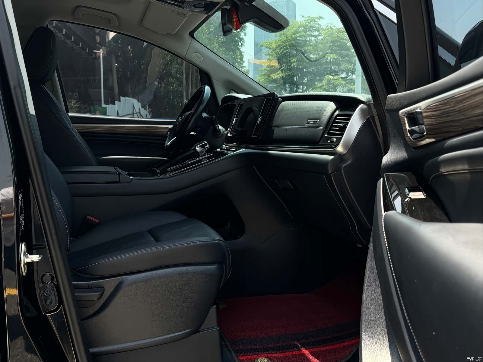 Trumpchi M8, 2022 9