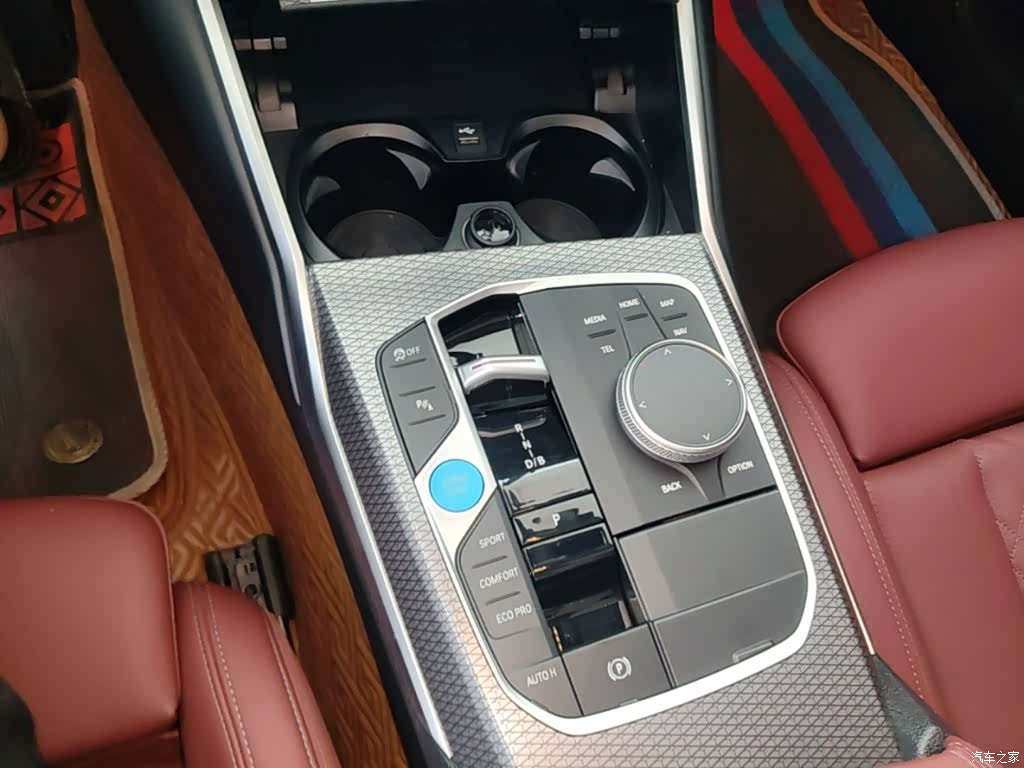 BMW i3, 2024 14