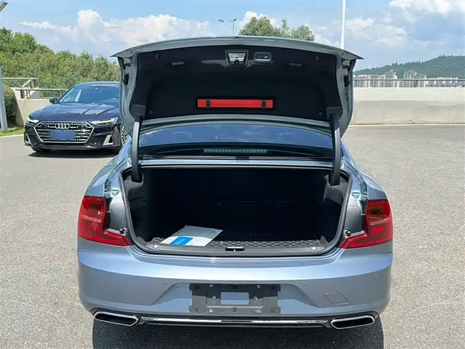 Volvo S90 Volvo S90