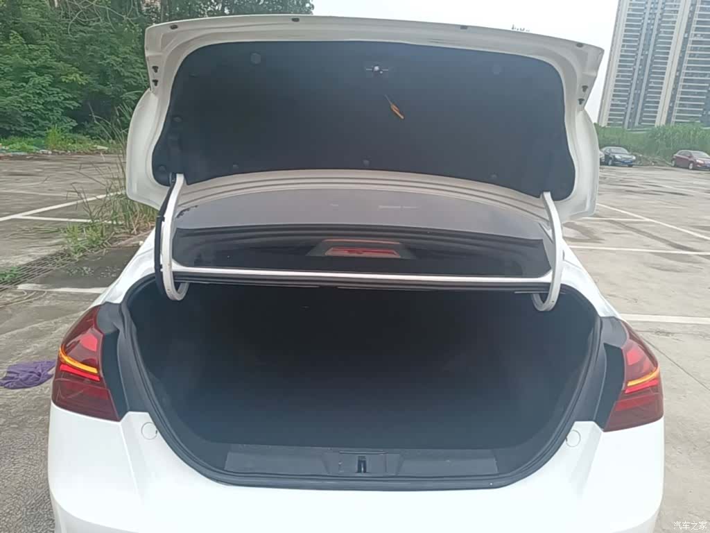 Geely Emgrand, 2019 19