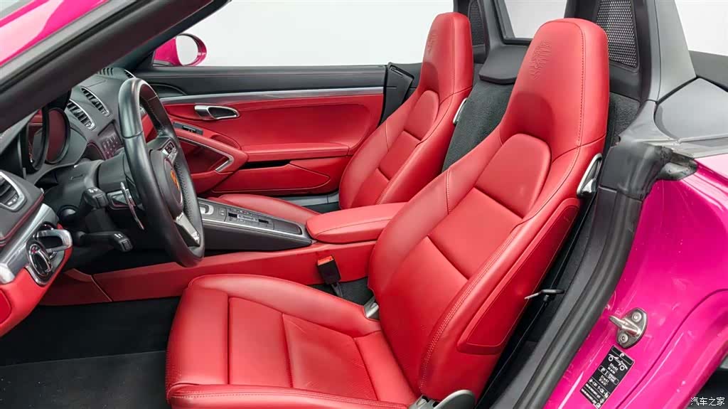 Porsche Boxster, 2023 12