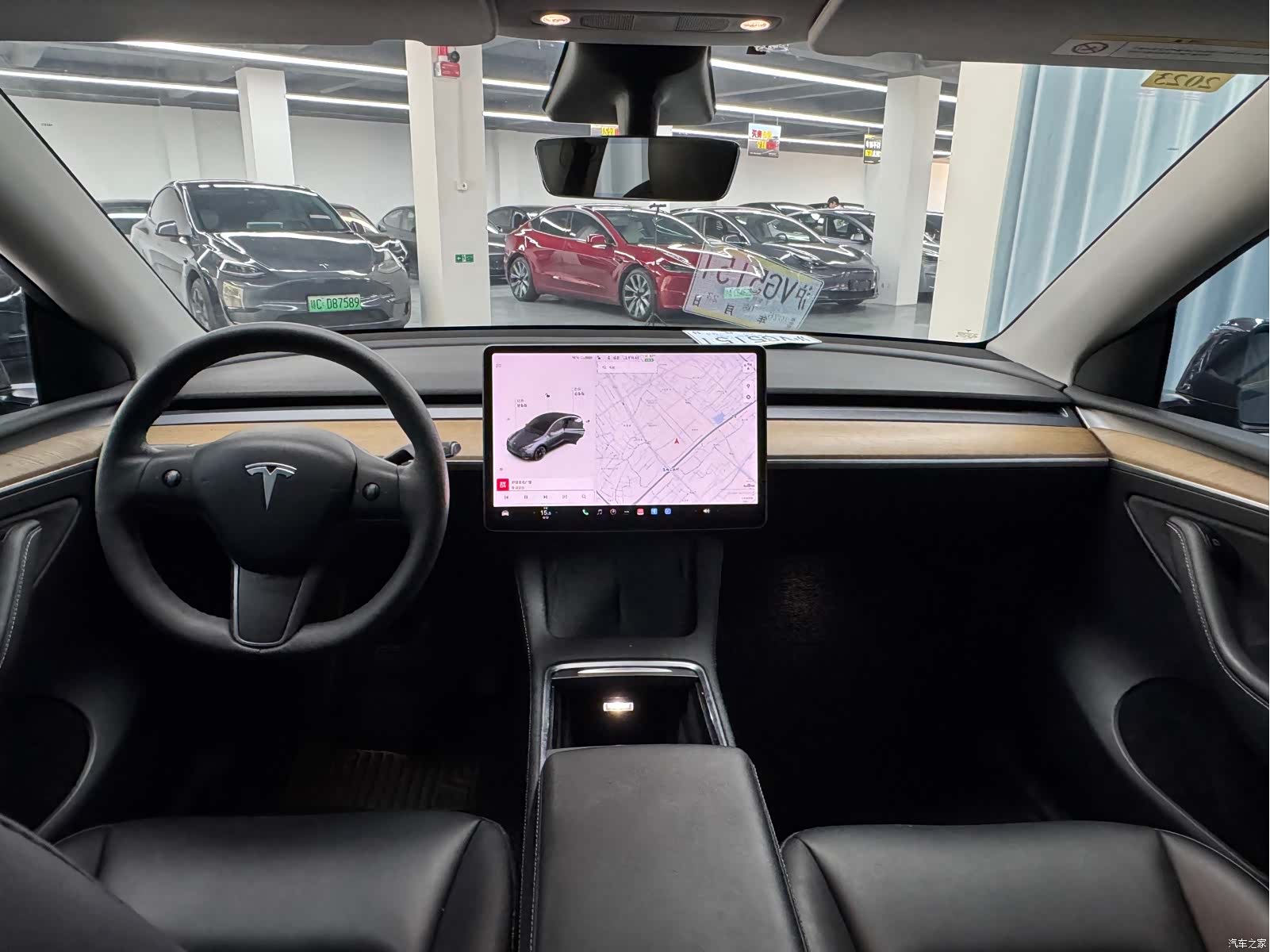 Tesla Model Y, 2021 4